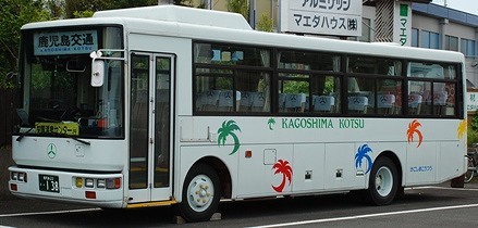 鹿児島交通 日デP-RB80GR +西工_e0030537_017243.jpg