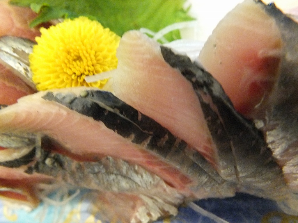 食事はスーパーです_f0050534_8281364.jpg