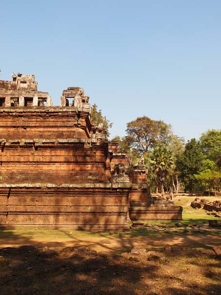 アンコールトム(Angkor  Thom) 　ピミアナカス_d0149245_13151069.jpg