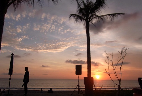 Woo Ba® から見る夕陽 @ W Retreat & Spa Bali (\'11年秋)_a0074049_1945890.jpg
