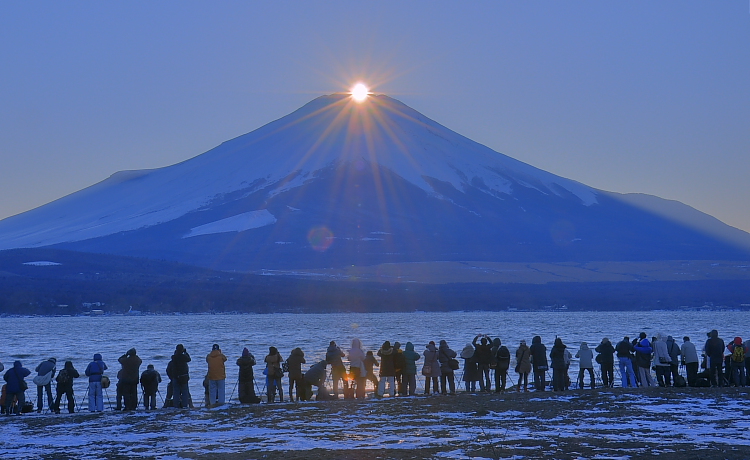 ダイヤモンド富士・山中湖きらら_a0150260_332487.jpg