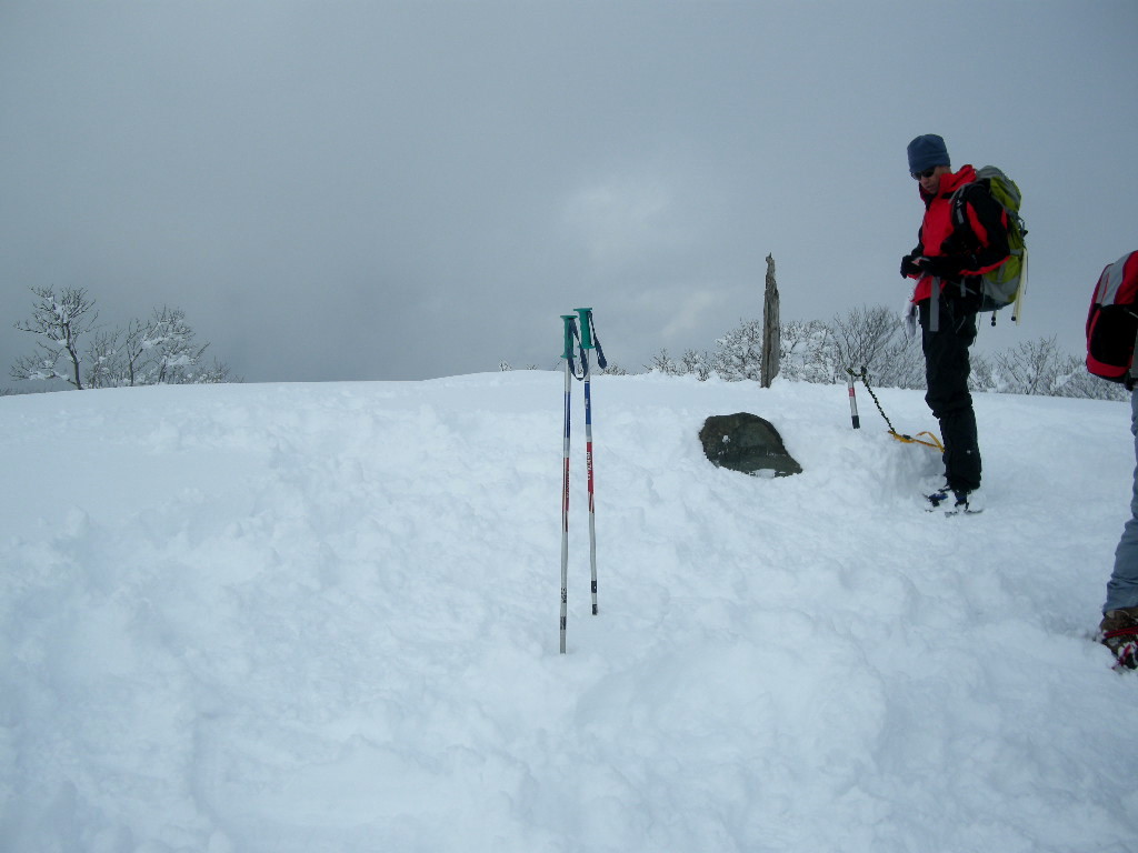 No196  寒波、那岐山も大雪_b0185573_1453311.jpg