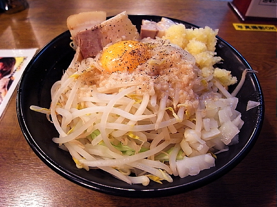 赤坂　ラーメン　『スタ麺 轟』_d0022799_6522584.jpg