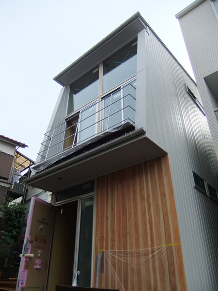 狭小間口 港区M邸 ウッドデッキ 浴室タイル!_c0225122_1041161.jpg