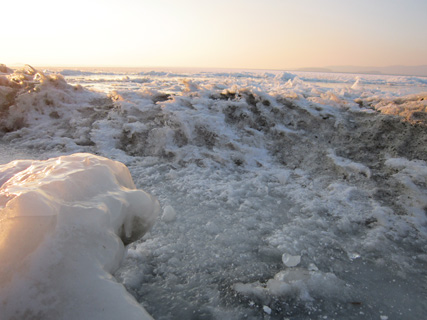 凍れるトラジメーノ湖２_f0234936_23305060.jpg