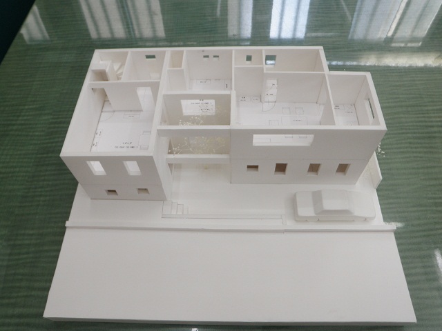模型作り・・・その3_a0075387_8471038.jpg