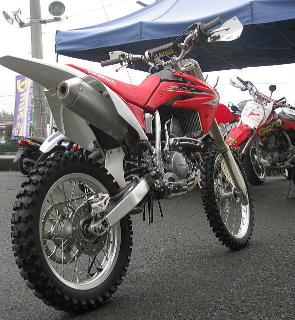 CRF150RⅡ　中古車両入庫!!_f0178858_16481239.jpg