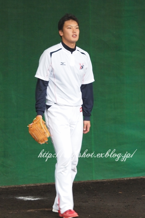 村中恭兵投手はスロー調整? : Out of focus ~Baseballフォトブログ 村中恭兵投手はスロー調整? : Out of focus ~Baseballフォトブログ