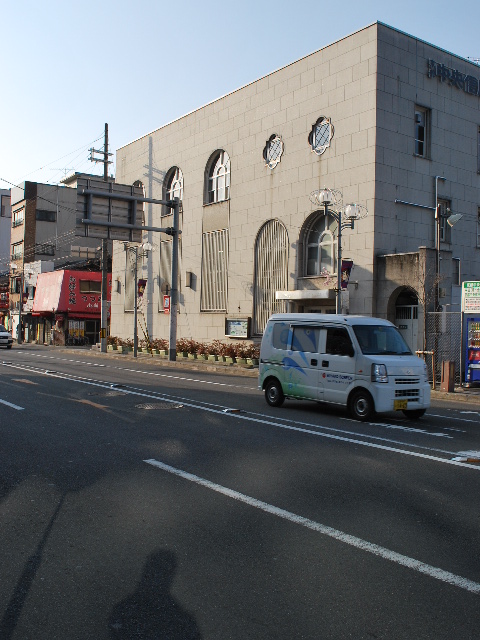 旧不動貯金銀行京都七条支店(建築家・関根要太郎設計作品再見)_f0142606_1923011.jpg