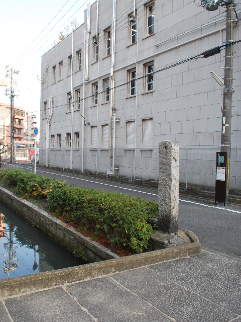 旧不動貯金銀行京都七条支店(建築家・関根要太郎設計作品再見)_f0142606_19534745.jpg