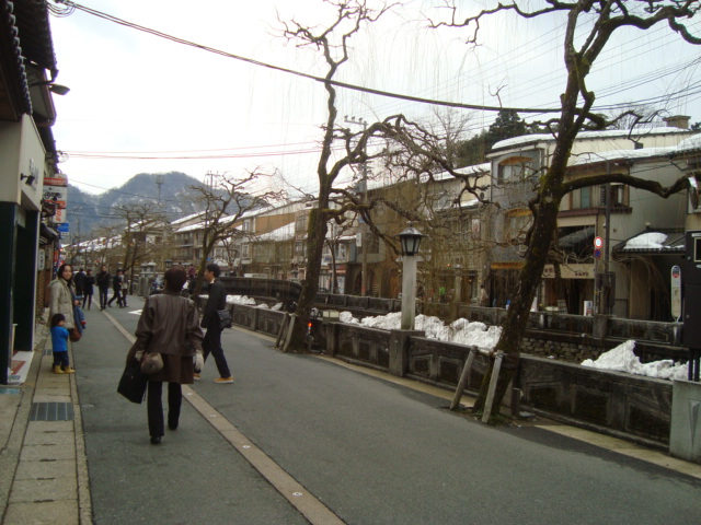 e0060041_22893.jpg