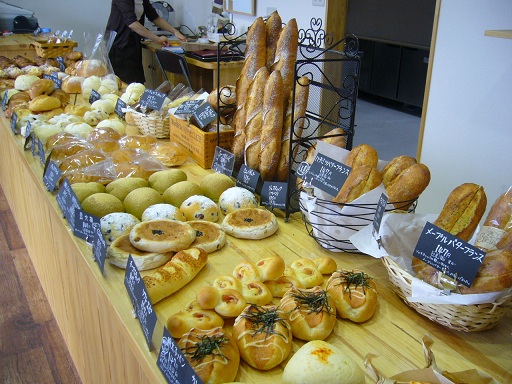 Boulangerie SOURIREのパンを食す_f0067354_1092135.jpg