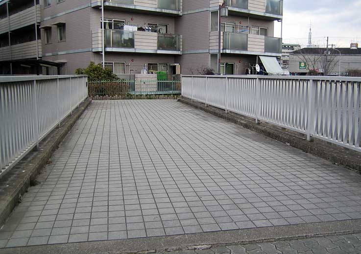 b0057679_8564494.jpg
