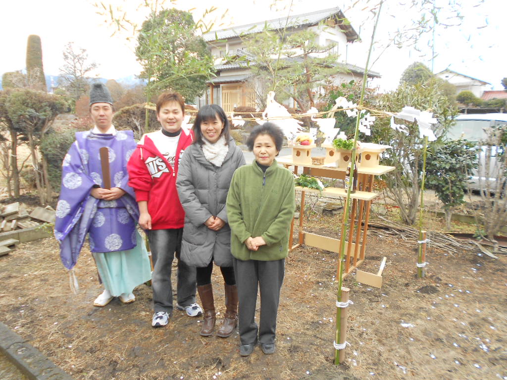 地鎮祭がありました。_c0066693_124149.jpg
