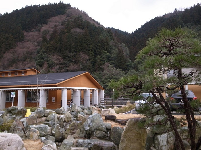 薄っすら雪と足湯_c0116915_110567.jpg
