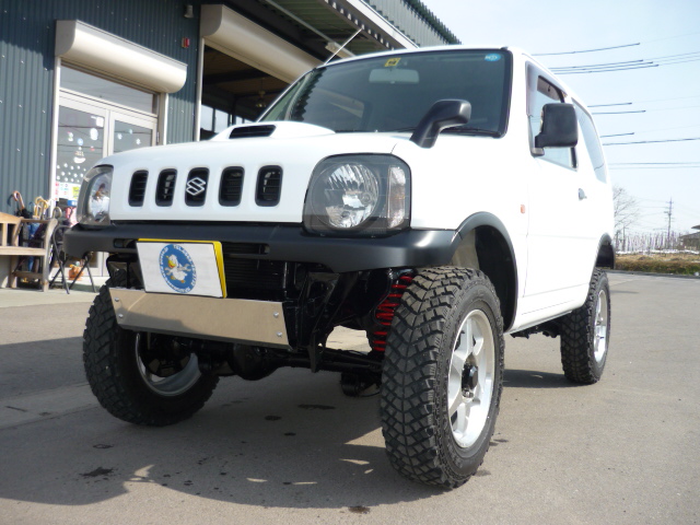 ★おすすめ車★ジムニー XG 2.5インチリフトアップ 社外マフラー (*^o^*)v_c0213517_1038548.jpg