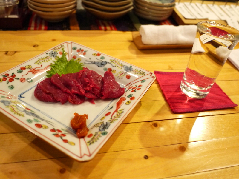 会津馬刺しと白子天ざる蕎麦　【茅ヶ崎　猪口屋 （ちょこや）】_b0153224_2156382.jpg