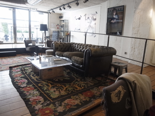 Renoma Café Galerie - レノマ・カフェギャルリー_a0231632_212723.jpg