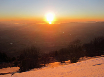 雪山と夕日と湖と_f0234936_621586.jpg