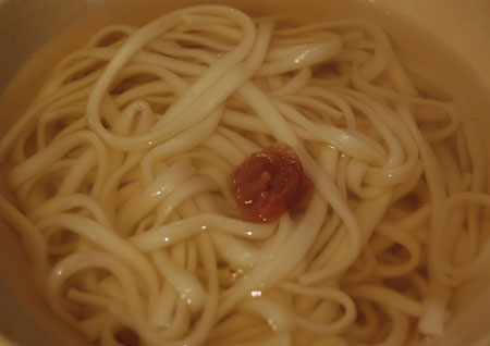 あごだしで梅うどん_f0098862_1383074.jpg