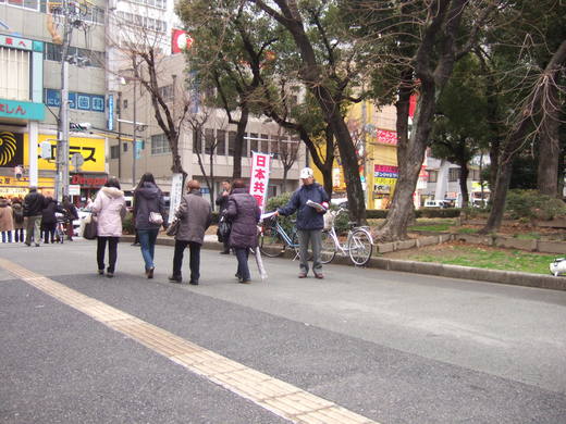 尼崎市議会・日の丸掲揚条例が継続審査へ！_a0246997_22304498.jpg