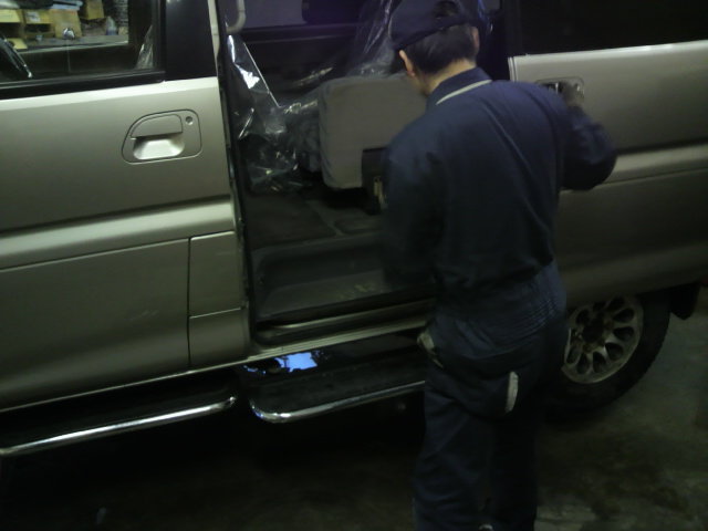 ★車検予約ありがとうございます!!★(新川店)_c0161601_20144957.jpg