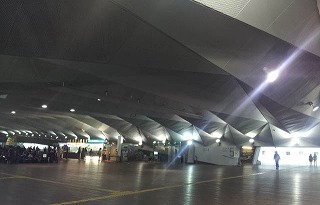 建築探訪「横浜大さん橋国際客船ターミナル」_a0130926_14462896.jpg
