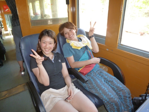 タイの鉄道３等列車に乗車しました_b0100062_22455444.jpg