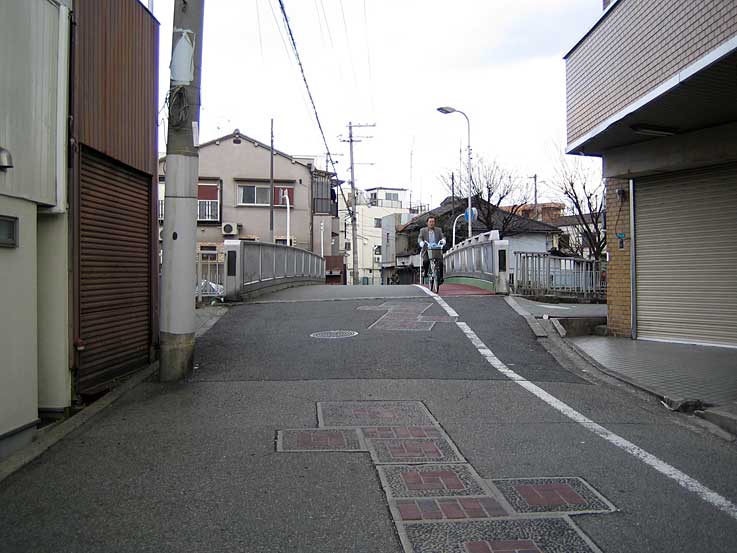b0057679_8422539.jpg