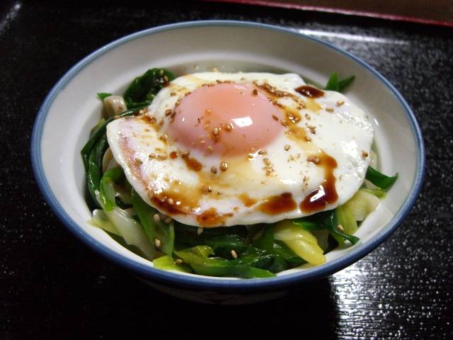 バター葱のハムエッグ丼_f0201488_23594122.jpg