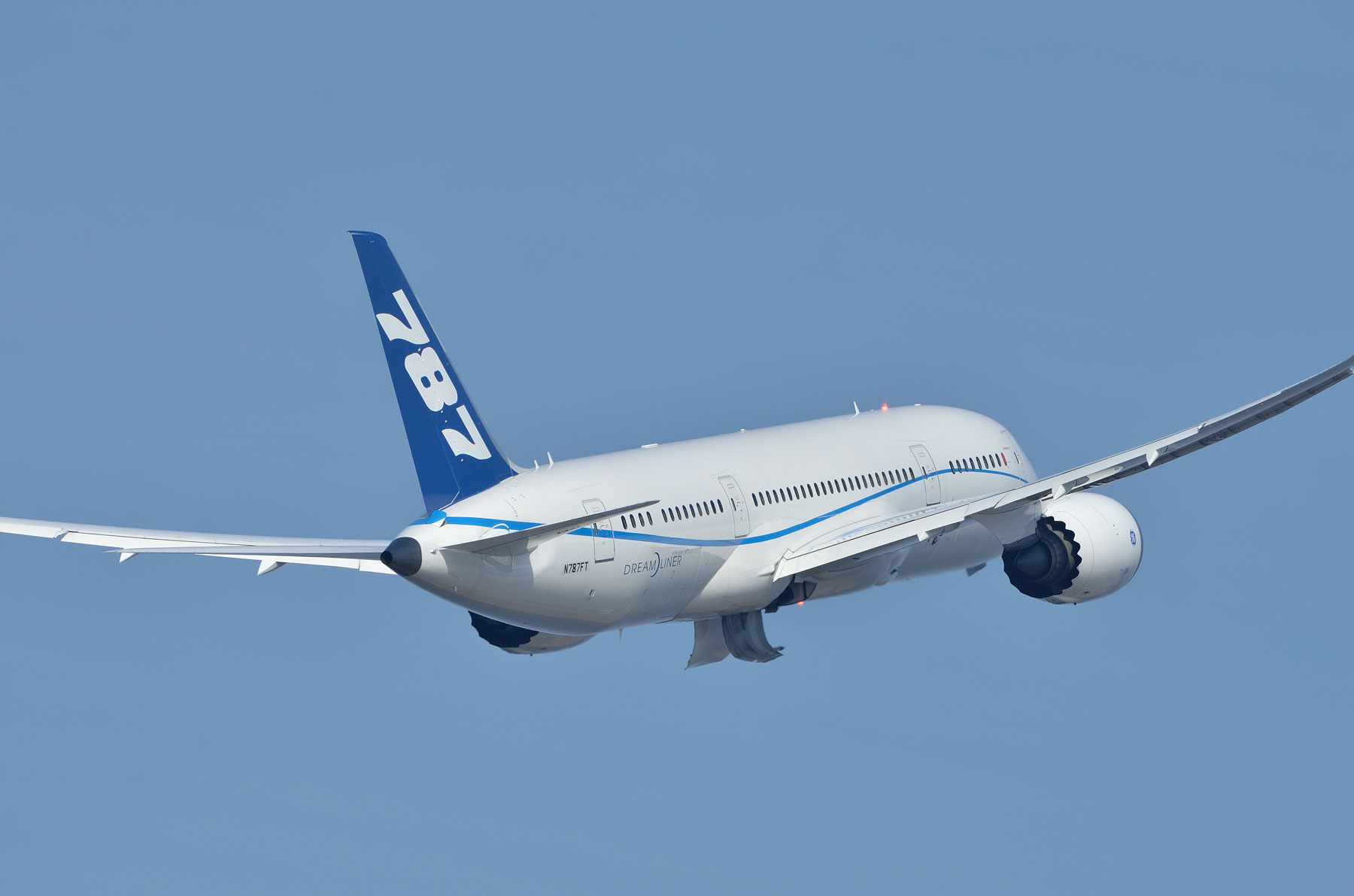 BOEING 787-8 / N787FT - 離陸その1 - : SKY LOUNGE GARDEN