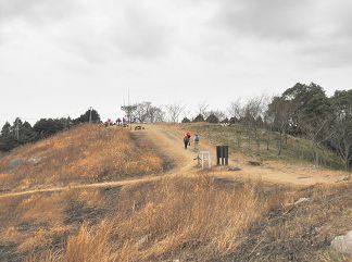 三池山　（歩こう会2月例会）　2月28日_d0124388_1665174.jpg