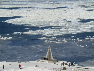 今年度初水揚げ!そして流氷が・・・_a0208811_9162828.jpg