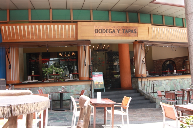 スペインタパスBARでお得ランチ　Bodega y tapas_a0233910_23314682.jpg