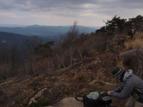 剣尾山（けんび山）_c0243045_21592552.jpg