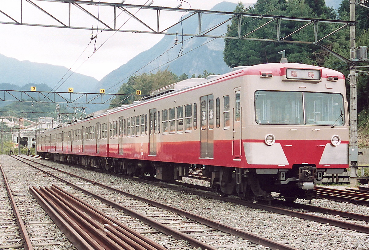 西武鉄道　鉄道部品　赤電　西武鉄道マーク ファイル:SeibuRailway mark.svg - Wikipedia