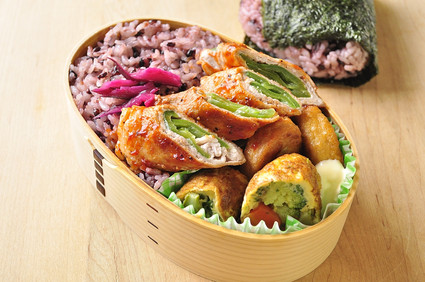 豚肉ピーマン巻き弁当_b0171098_8423883.jpg