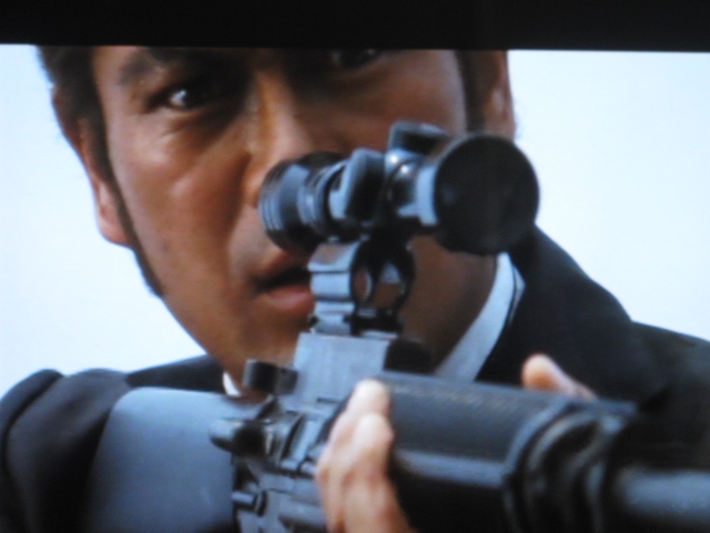 映画 「ゴルゴ13 九竜の首」(1977年東映)_b0042308_2328140.jpg