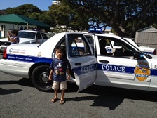 HONOLULU POLICEが来た！_e0047250_16383378.jpg