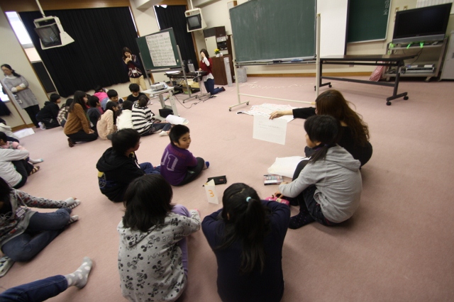 南魚沼市立上関小学校において「援助の忘れ物」のワークショップを実施しました。_c0167632_1643762.jpg