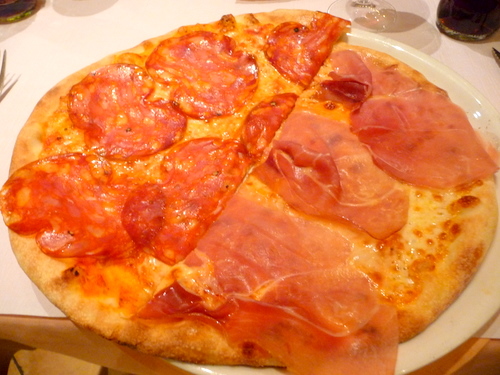 ピザを3枚食べる必要性_c0201334_9452964.jpg