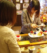 食べられないケーキ屋さん_b0187479_22471684.jpg