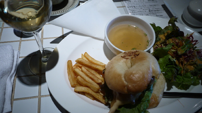 プラスカフェ plus cafe_e0227942_21424290.jpg