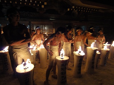 裸押し合い祭り夜の部_a0084753_16351956.jpg