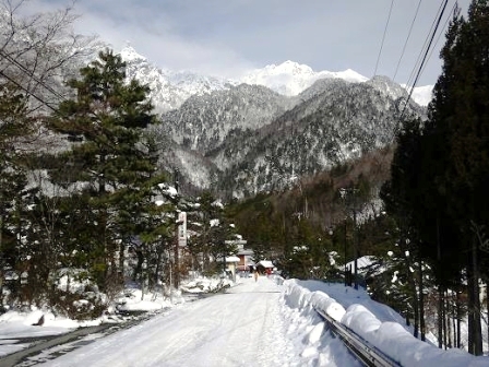 奥　飛　騨　温　泉　郷　・　　新　穂　高　温　泉　の　旅　路_d0155361_68756.jpg