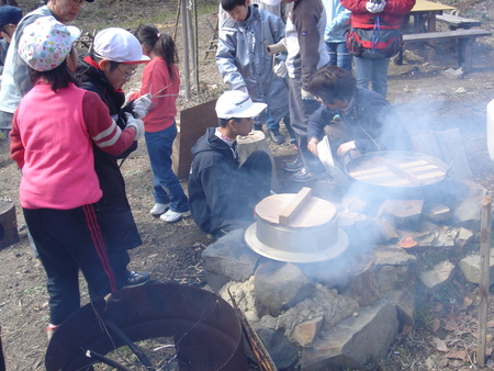 石ジュニアー自然大学（１期生）お別れ遠足　in　孝子の森_c0108460_24384.jpg