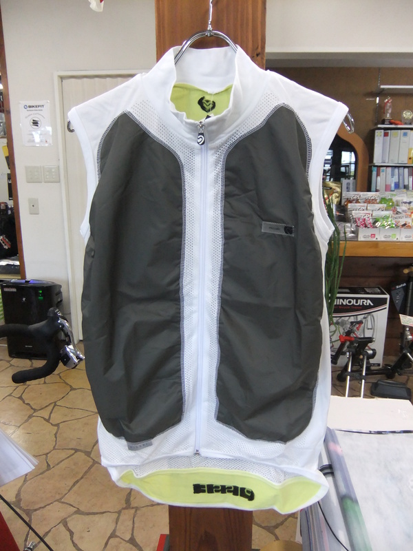 「PISSEI 2012 春夏ウェア」試着&受注会のおしらせ_b0217782_1784253.jpg