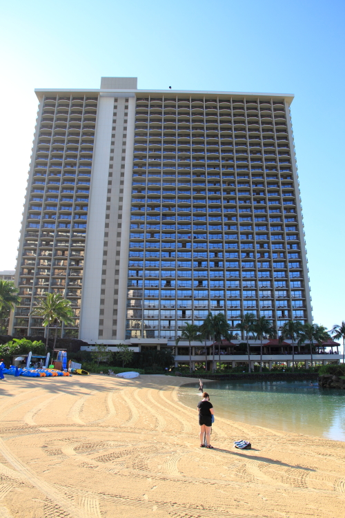 HILTON HAWAIIAN VILLAGE_e0174008_17151838.jpg