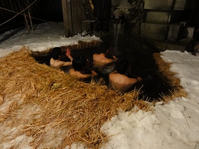 凛々しい青年団の水行_a0084753_9524495.jpg
