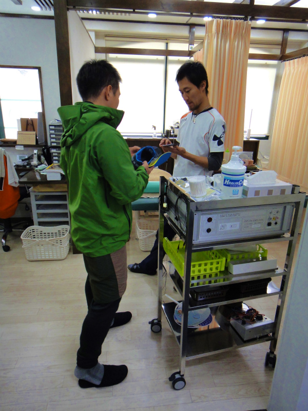 2012/02/25 Altra Running Japan + Sky High Mountain Works presents Natural Running Clinic_b0220886_2261882.jpg